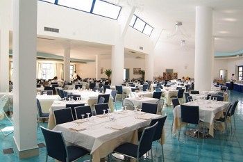 Hotel Club Cala Longa Montauro エクステリア 写真